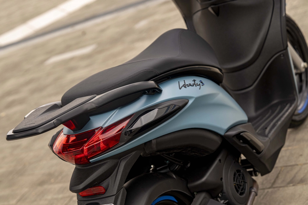 Piaggio Liberty S 125 MY2025 Blau Ardesia matt hinten rechts Detail Lifestyle